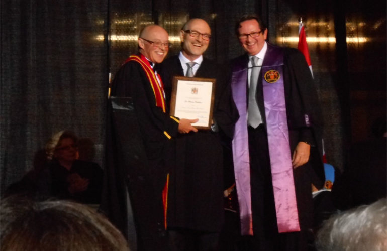 Le Dr H. M. Chochinov lance un appel à la mobilisation à l’Association médicale canadienne