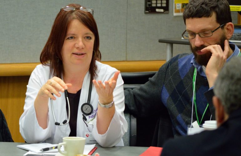 Researchers and palliative care professionals share knowledge