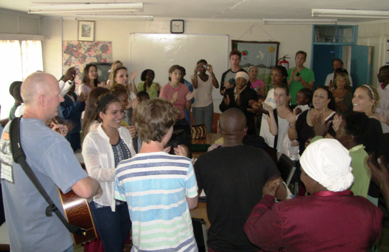 Nairobi Hospice receives visitors from Mariners Church, USA