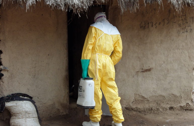Ebola: Immediate action needed on vaccines and treatments for frontline workers