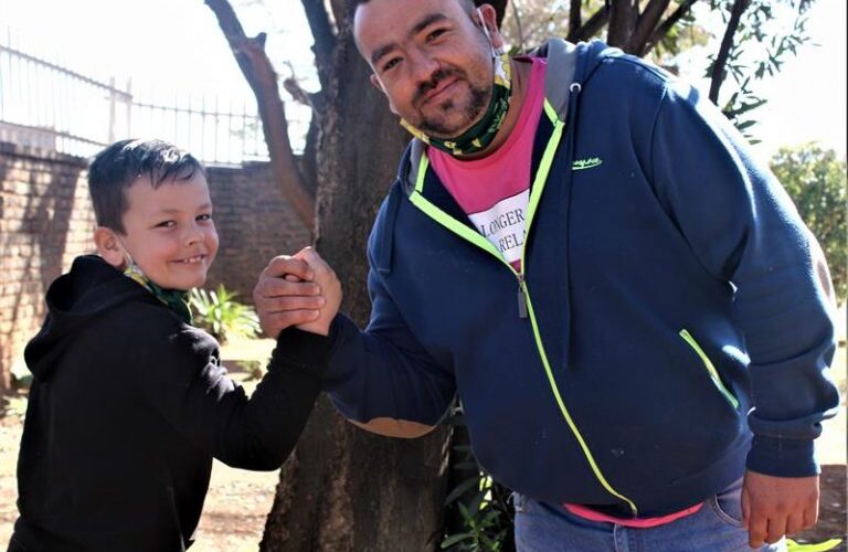 Arm Wrestling SA reaches out to St Francis Care Centre
