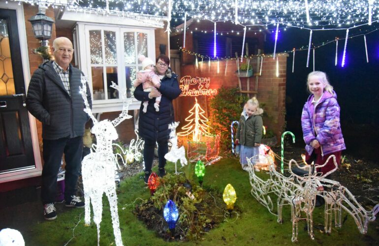 Family’s Christmas Lights to Raise Funds for Hospice in Tribute to Loved Ones