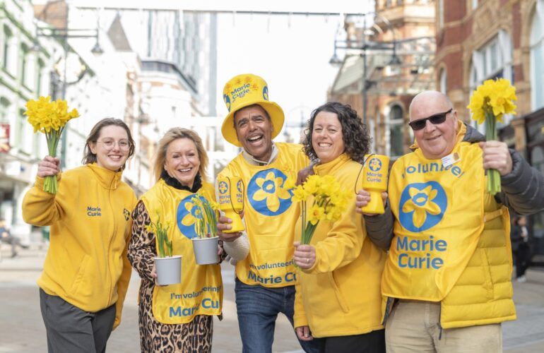 Chris Kamara surprises Leeds locals as he launches Marie Curie’s Great Daffodil Appeal