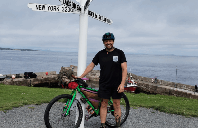Police Constable Stephen Cycles UK for Strathcarron Hospice 