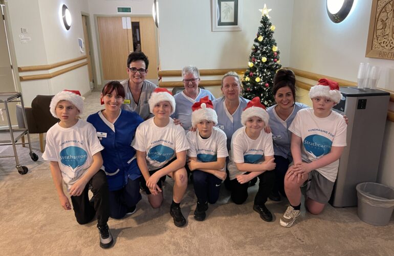 Strathcarron Hospice takes centre stage in Ring’s Christmas carolling #RingAndSing campaign