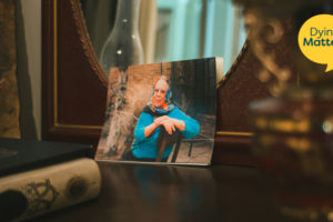dying-matters-who-im-remembering-this-christmas-grief-support-hospiceuk