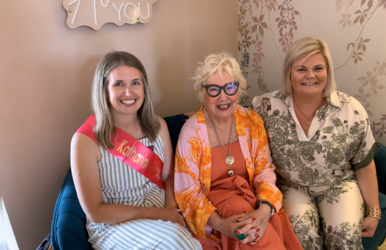 Jenny Eclair joins supporters to raise almost £5,000 for local hospice