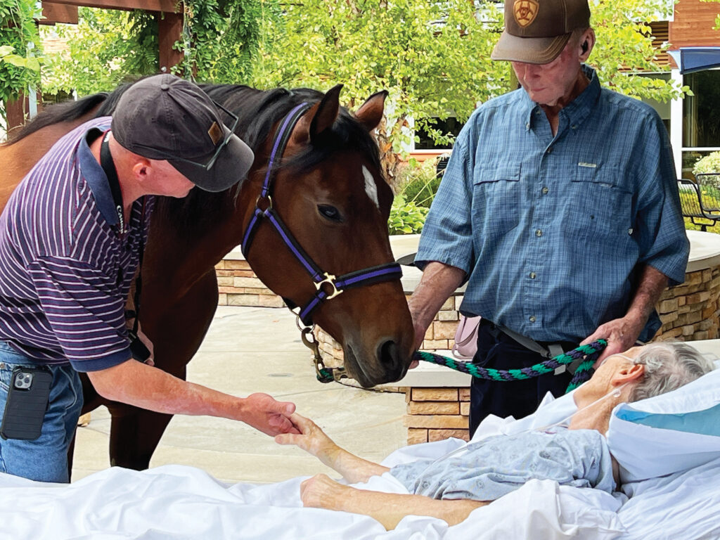 Center for Hospice Care Earns Prestigious 5-Star Hospice Caregiver Satisfaction Rating