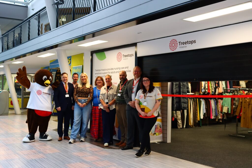 Treetops Hospice opens new pop-up charity shop at University of Derby